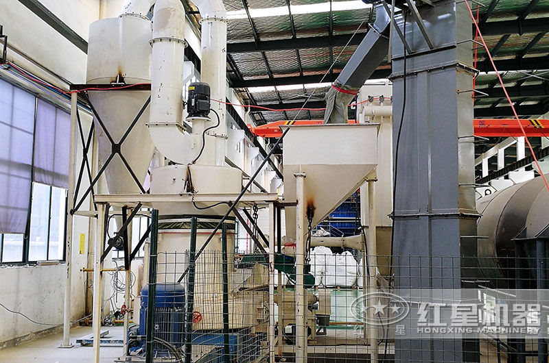 超細磨粉機現(xiàn)場 超細磨粉機現(xiàn)場