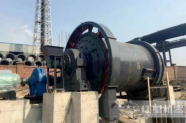 時產(chǎn)20噸石英石球磨機 時產(chǎn)20噸石英石球磨機