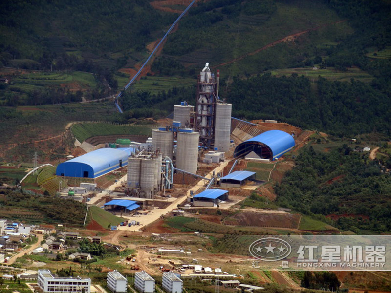 海綿鐵生產現(xiàn)場 海綿鐵生產現(xiàn)場